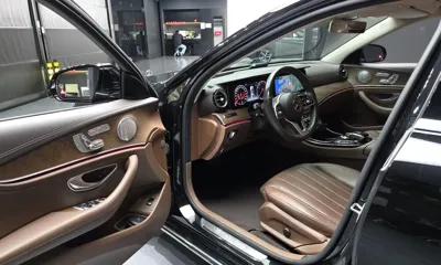 Mercedes-Benz E-Class 2020, 174749 км, за 13911.46 USD - фото 10