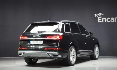 Audi Q7 2023, 94113 км, за 34952.09 USD