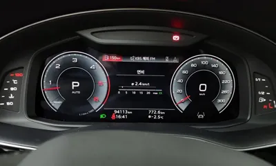 Audi Q7 2023, 94113 км, за 34952.09 USD - фото 8