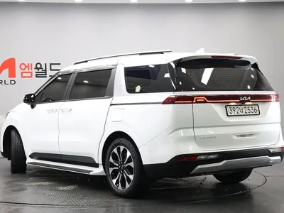 Kia Canival 2023, 119300 км, за 10134.56 USD - фото 4