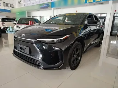 Toyota bZ4X · 2023 год