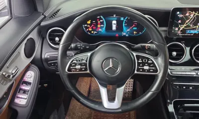 Mercedes-Benz GLC-Class 2022, 38683 км, за 30852.04 USD - фото 13
