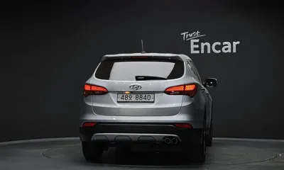 Hyundai Santafe 2014, 146822 км, за 5399.43 USD