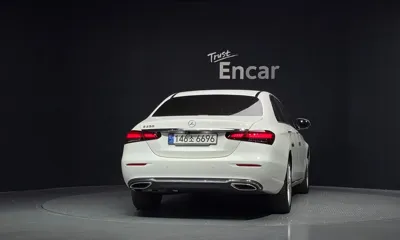 Mercedes-Benz E-Class 2021, 42378 км, за 22325.78 USD