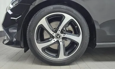 Mercedes-Benz E-Class 2020, 37693 км, за 21086.74 USD