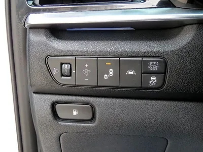 Kia Niro 2021, 84503 км, за 10271.07 USD - фото 12