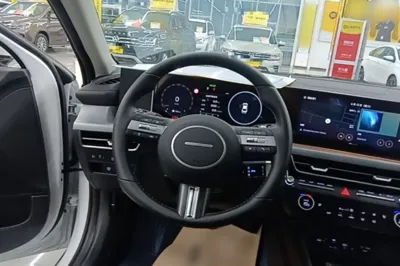 Hyundai Sonata 2024, 3900 км, за 17495 USD - фото 13