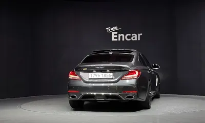 Genesis G70 2019, 106546 км, за 12669.83 USD