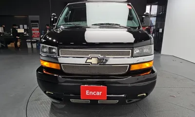 Chevrolet Express Van 2017, 35396 км, за 20257.83 USD