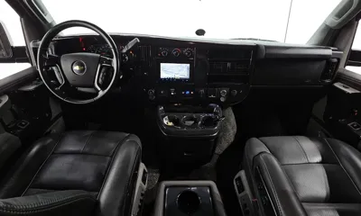 Chevrolet Express Van 2017, 35396 км, за 20257.83 USD - фото 7
