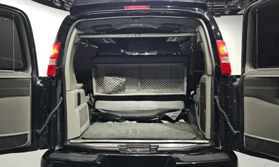 Chevrolet Express Van 2017, 35396 км, за 20257.83 USD - фото 20