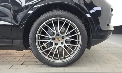 Porsche Cayenne 2023, 36998 км, за 71661.28 USD - фото 21