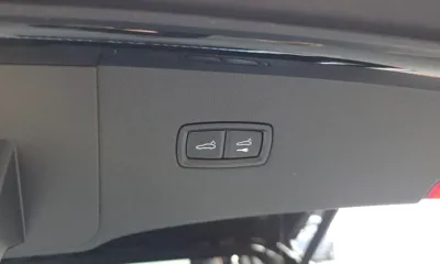Porsche Cayenne 2023, 36998 км, за 71661.28 USD - фото 33