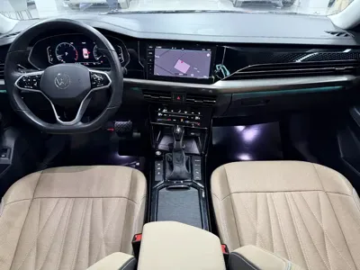 Volkswagen Passat 2022, 89000 км, за 15588.84 USD - фото 8