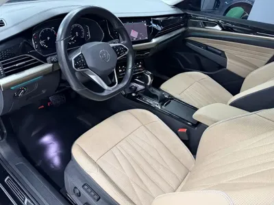 Volkswagen Passat 2022, 89000 км, за 15588.84 USD - фото 15