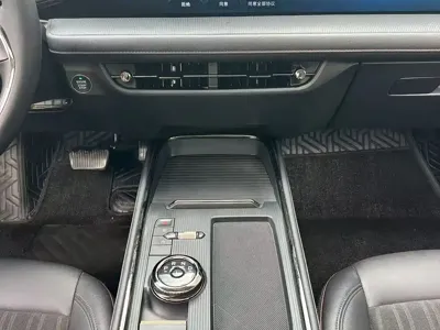 Ford Mondeo 2024, 90000 км, за 13213.4 USD - фото 12