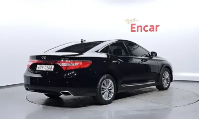 Hyundai Grandeur 2017, 108679 км, за 5894.03 USD