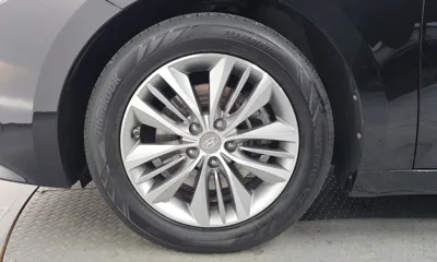 Hyundai Grandeur 2017, 108679 км, за 5894.03 USD