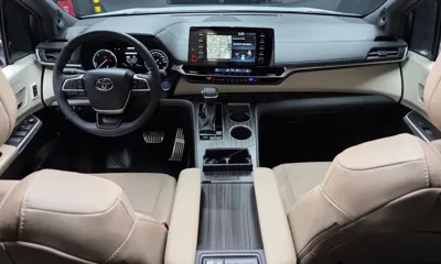 Toyota Sienna 2024, 20869 км, за 37264.61 USD - фото 7