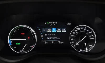 Toyota Sienna 2024, 20869 км, за 37264.61 USD - фото 8
