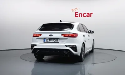 Kia K3 2019, 31566 км, за 10289.27 USD