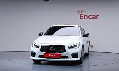 Infiniti Q50 2016, 55023 км, за 8403.91 USD