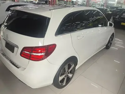 Mercedes-Benz B-Class 2017, 84800 км, за 8220.79 USD