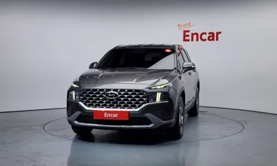 Hyundai Santafe 2023, 48754 км, за 15091.24 USD