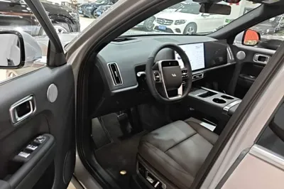 Li Auto L9 2022, 79100 км, за 38124 USD - фото 18