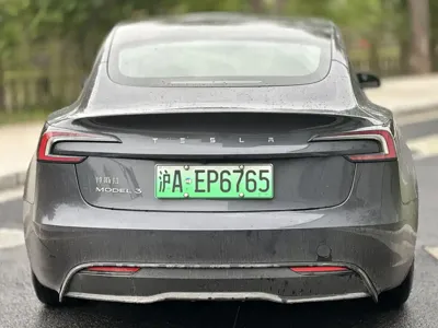 Tesla Model 3 2024, 24000 км, за 25261.05 USD - фото 8