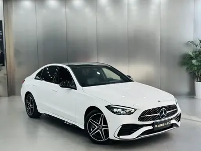 Mercedes-Benz C-Class 2024, 22000 км, за 28619.46 USD