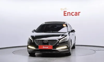 Hyundai Sonata 2016, 108042 км, за 8210.72 USD