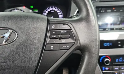 Hyundai Sonata 2016, 108042 км, за 8210.72 USD - фото 19