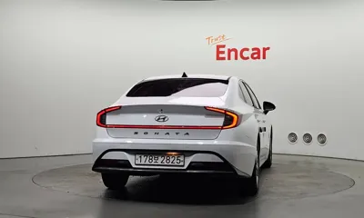 Hyundai Sonata 2020, 113820 км, за 9058.68 USD