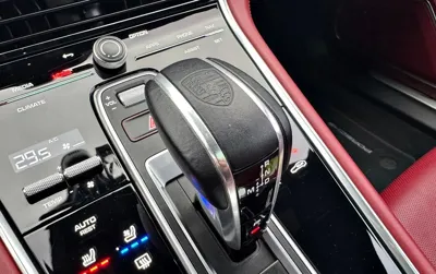 Porsche Panamera 2023, 92000 км, за 65577 USD - фото 11