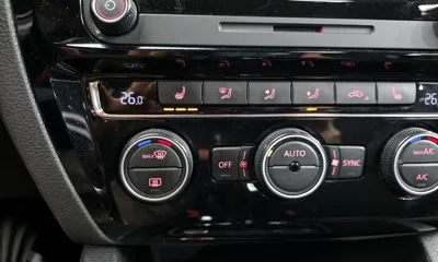 Volkswagen Jetta 2016, 106442 км, за 5222.11 USD - фото 16
