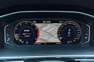 Volkswagen Tiguan L 2023, 26600 км, за 29079 USD - фото 10
