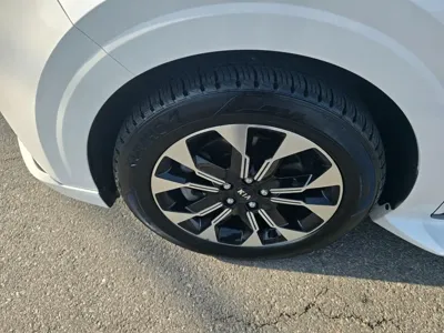 Kia Canival 2021, 50233 км, за 23565.71 USD - фото 8