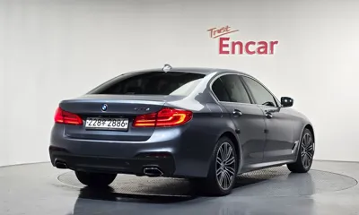 BMW 5-Series 2020, 47575 км, за 22187.21 USD