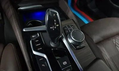 BMW 5-Series 2020, 47575 км, за 22187.21 USD - фото 9