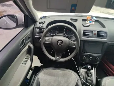 Skoda Yeti 2018, 106800 км, за 5576.7 USD