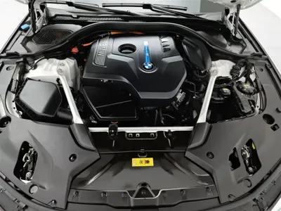 BMW 5 Series New Energy 2020, 71900 км, за 20218.92 USD - фото 6