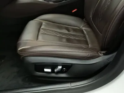 BMW 5 Series New Energy 2020, 71900 км, за 20218.92 USD - фото 20
