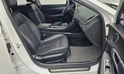 Hyundai Sonata 2020, 75910 км, за 8840.93 USD - фото 11