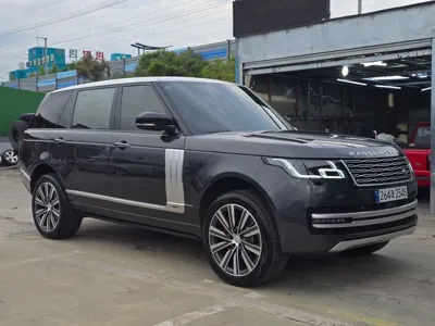 Land Rover Range Rover 2016, 146300 км, за 33600.3 USD