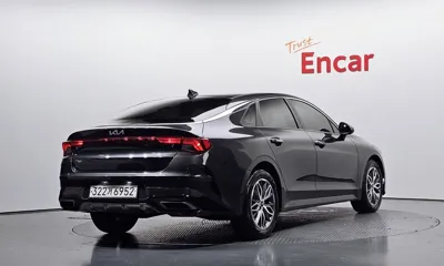 Kia K5 2022, 43705 км, за 20152.11 USD