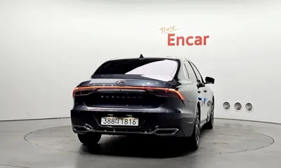 Hyundai Grandeur 2022, 71130 км, за 14873.09 USD