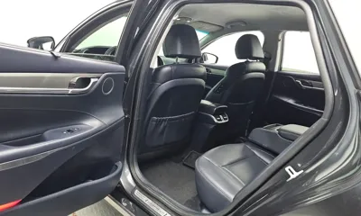 Hyundai Grandeur 2022, 71130 км, за 14769.59 USD - фото 11