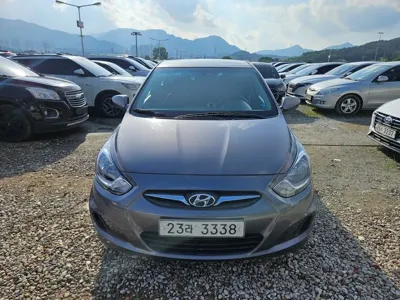 Hyundai Accent · 2015 год