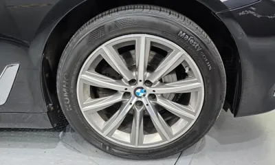 BMW 5-Series 2018, 111330 км, за 14278.17 USD